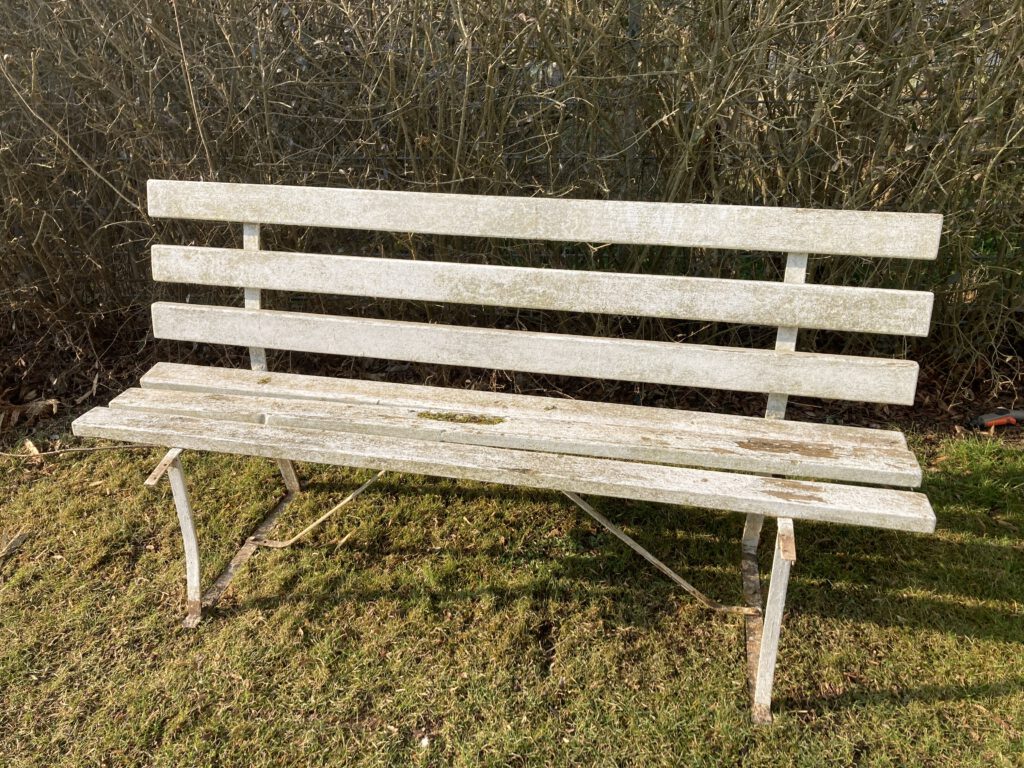 Massivholzbilderrahmen aus ca. 50 Jahre alter Gartenbank (upcycling) für 13er Bildformat Bilderrahmen