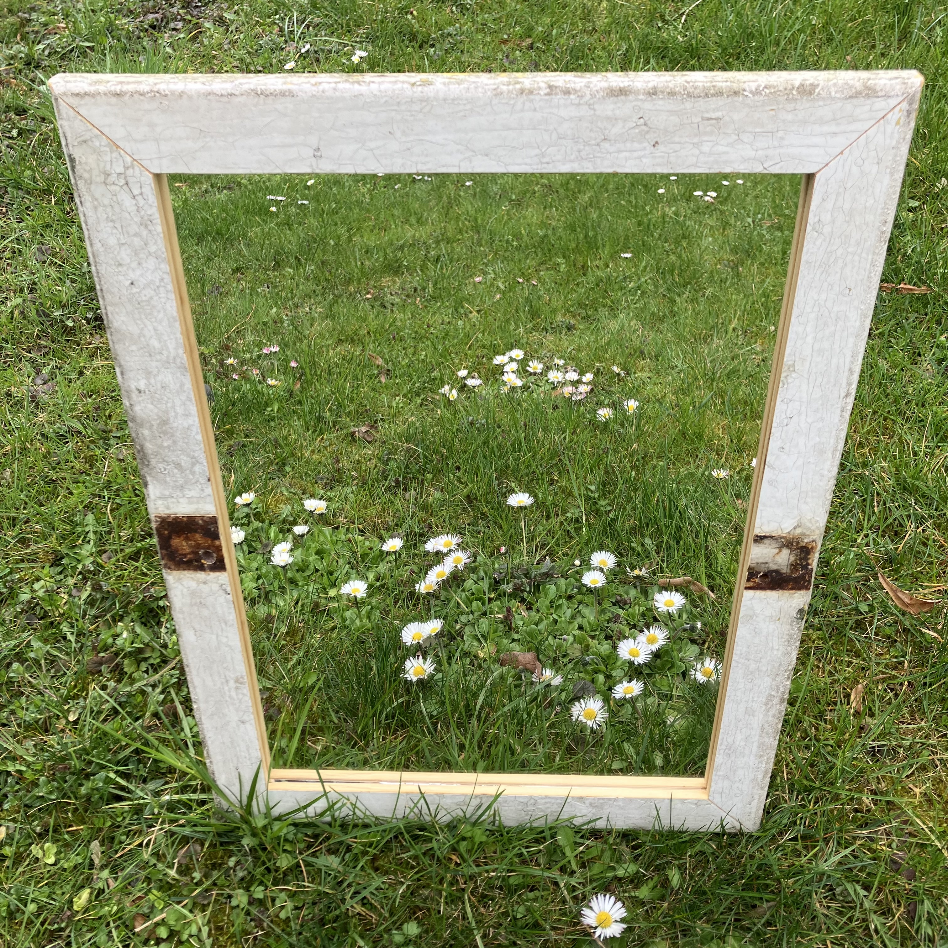 Spiegel in Massivholzrahmen A3 aus ca. 50 Jahre alter Gartenbank (upcycling) Spiegel in Massivholzrahmen A3 aus ca. 50 Jahre alter Gartenbank (upcycling) Spiegel