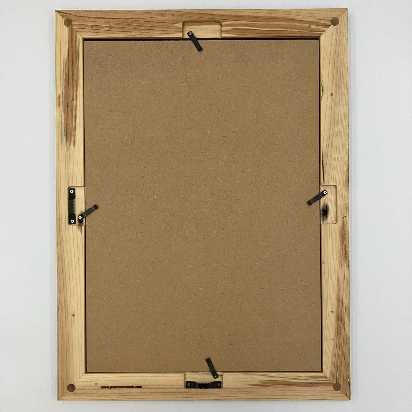 Spiegel in Massivholzrahmen A3 aus ca. 50 Jahre alter Gartenbank (upcycling) Spiegel in Massivholzrahmen A3 aus ca. 50 Jahre alter Gartenbank (upcycling) Spiegel