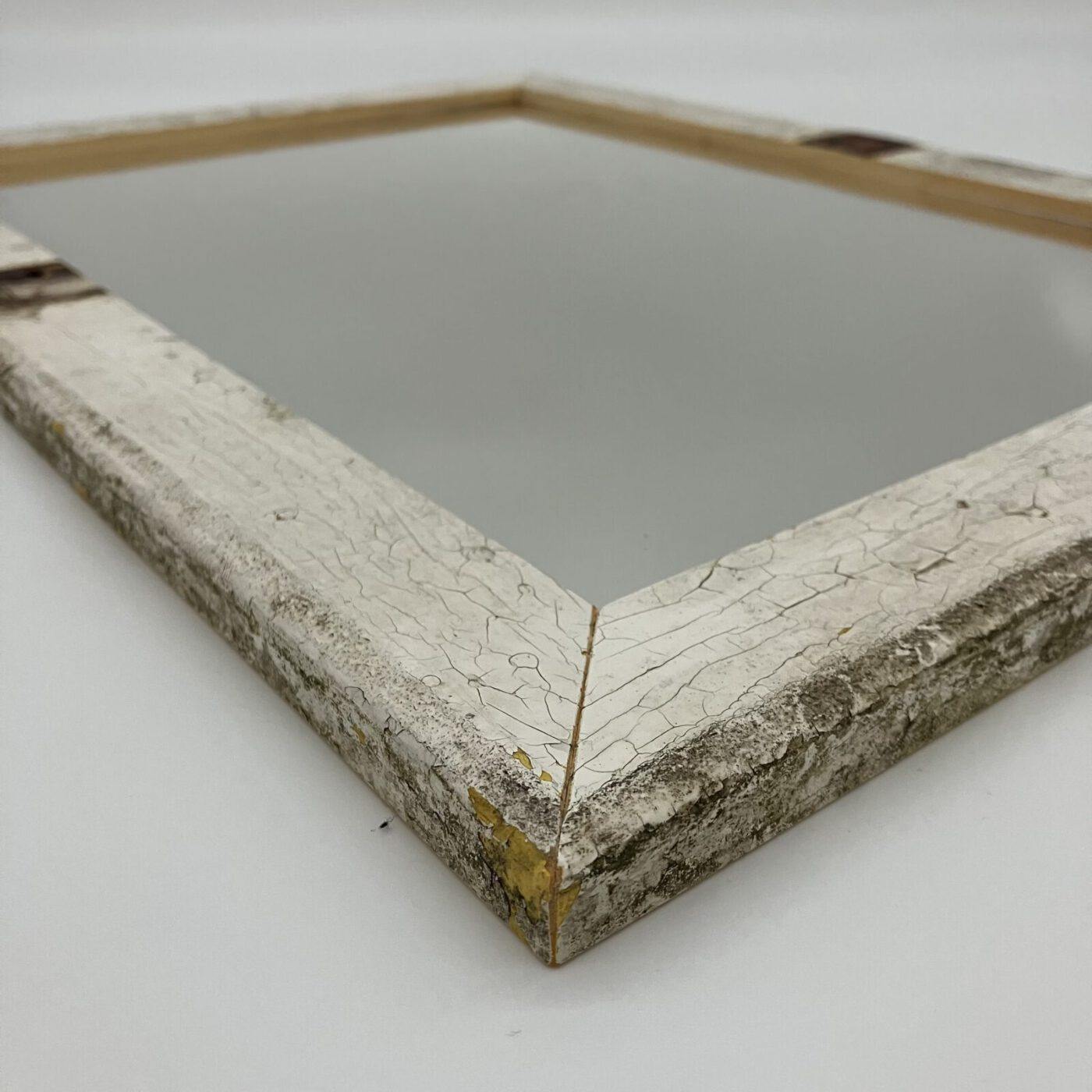 Spiegel in Massivholzrahmen A3 aus ca. 50 Jahre alter Gartenbank (upcycling) Spiegel in Massivholzrahmen A3 aus ca. 50 Jahre alter Gartenbank (upcycling) Spiegel