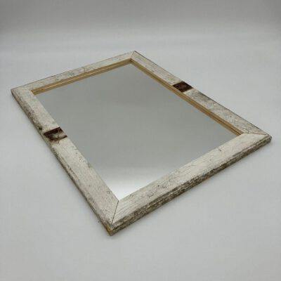 Spiegel in Massivholzrahmen A3 aus ca. 50 Jahre alter Gartenbank (upcycling) Spiegel in Massivholzrahmen A3 aus ca. 50 Jahre alter Gartenbank (upcycling) Spiegel