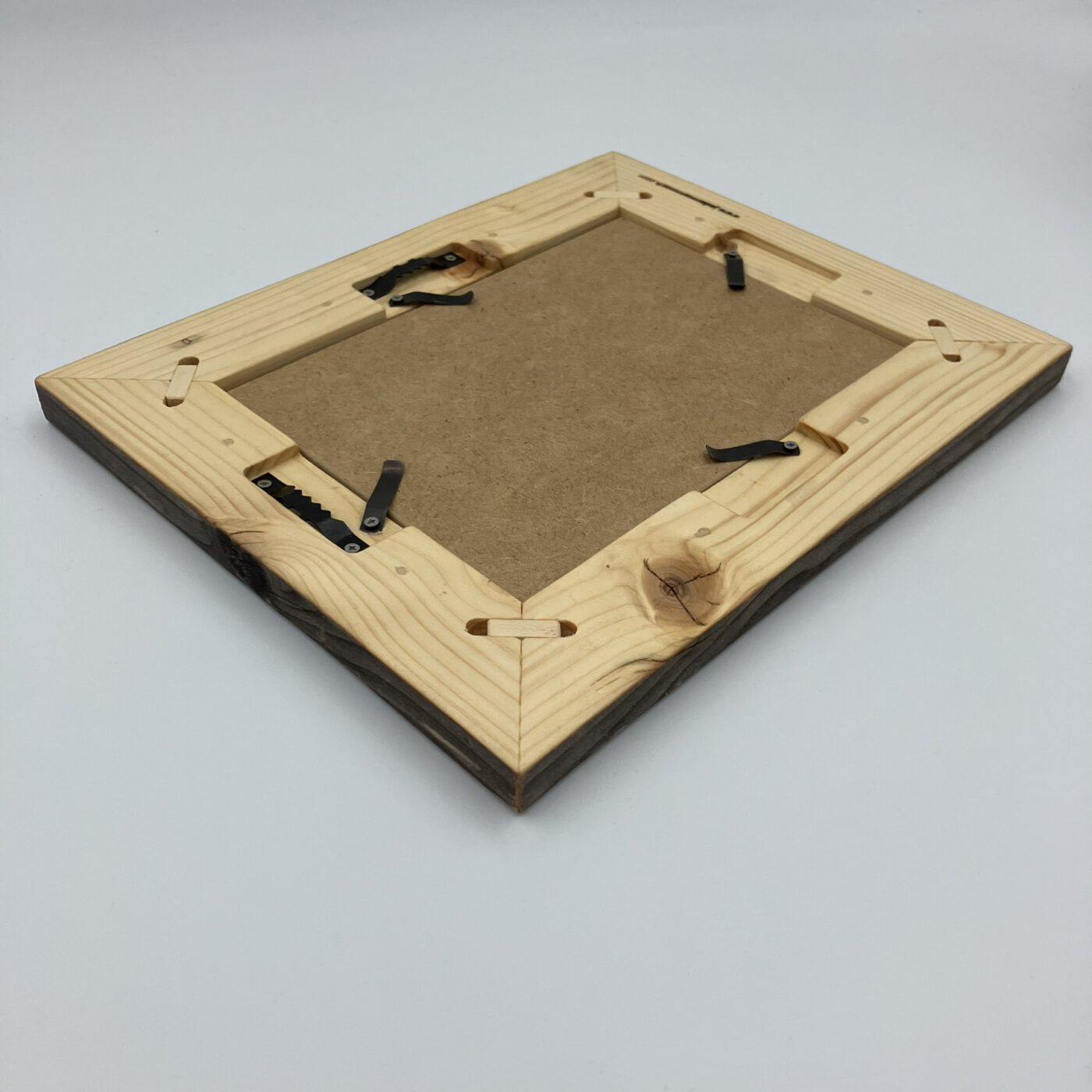 Massivholzbilderrahmen aus Altholz (upcycling) für 13er Bildformat Massivholzbilderrahmen aus Altholz (upcycling) für 13er Bildformat Bilderrahmen